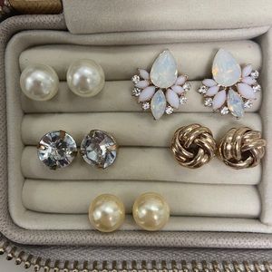Earring set!